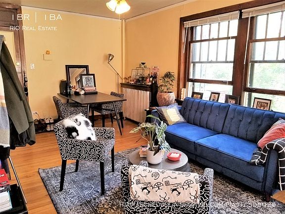 2nd image of 1424 Penn St APT 202
