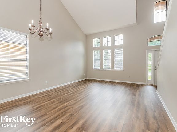 3rd image of 3578 Live Oak Hollow Dr