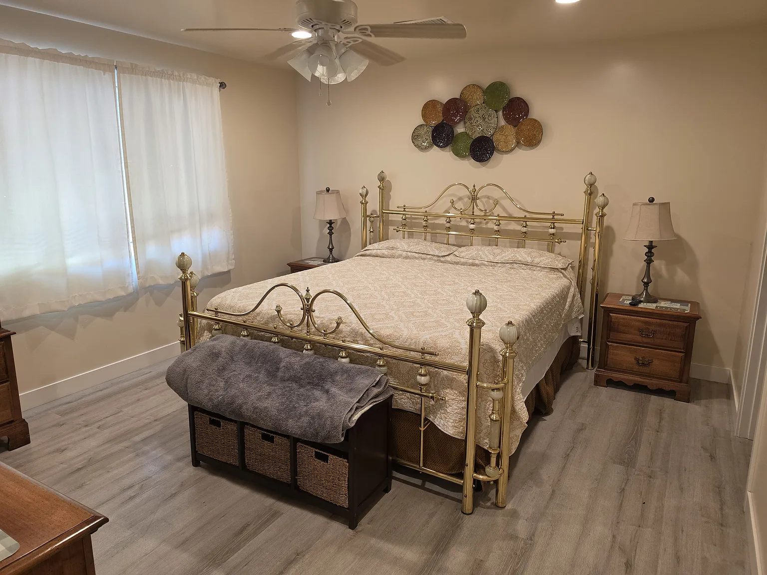3 bed, 1100 sqft, $4,500 — Photo 4