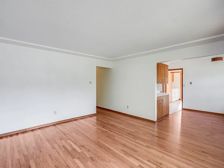 9148 SE Ankeny St — Photo 3