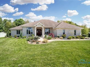 8061 Forest Ct, Findlay, OH 45840