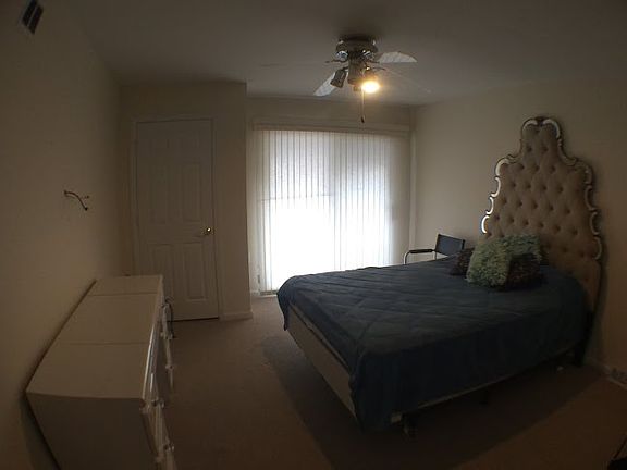 3rd image of 400 Naughton Ave