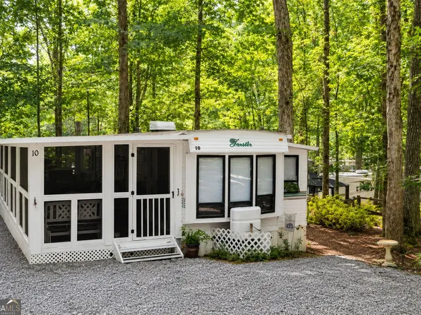 10 Timberview Dr, Cleveland, GA 30528