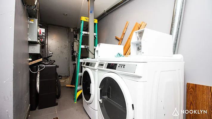 Rented by Nooklyn NYC LLC | media 32