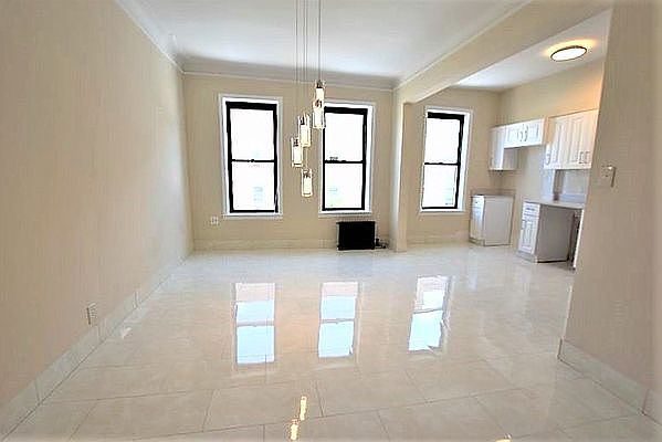 1st image of 3613 30th Ave #2