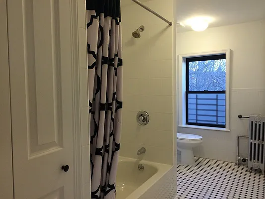 Rented by J Misrahi Realty Corp | media 31