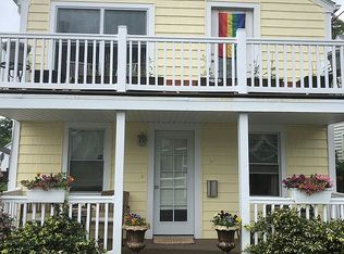 2 Borden St, Riverside, RI 02915