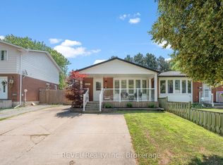 4210 Briarwood Ave, Niagara Falls, ON L2E 6Z5