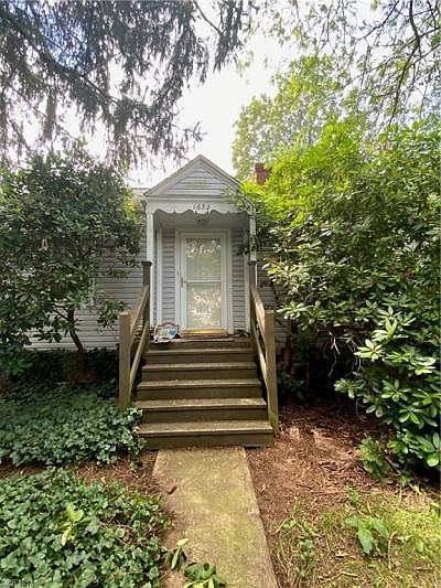 1st image of 1632 Huguelet St