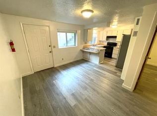 645 1/2 E 400 N #5, Logan, UT 84321