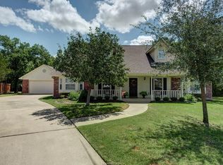 4100 Chamberlain Cir, Bryan, TX 77802