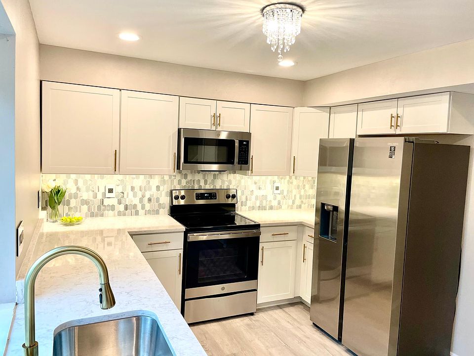 2021 renovated kitchen