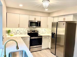 7475 Hickory Log Cir, Columbia, MD 21045