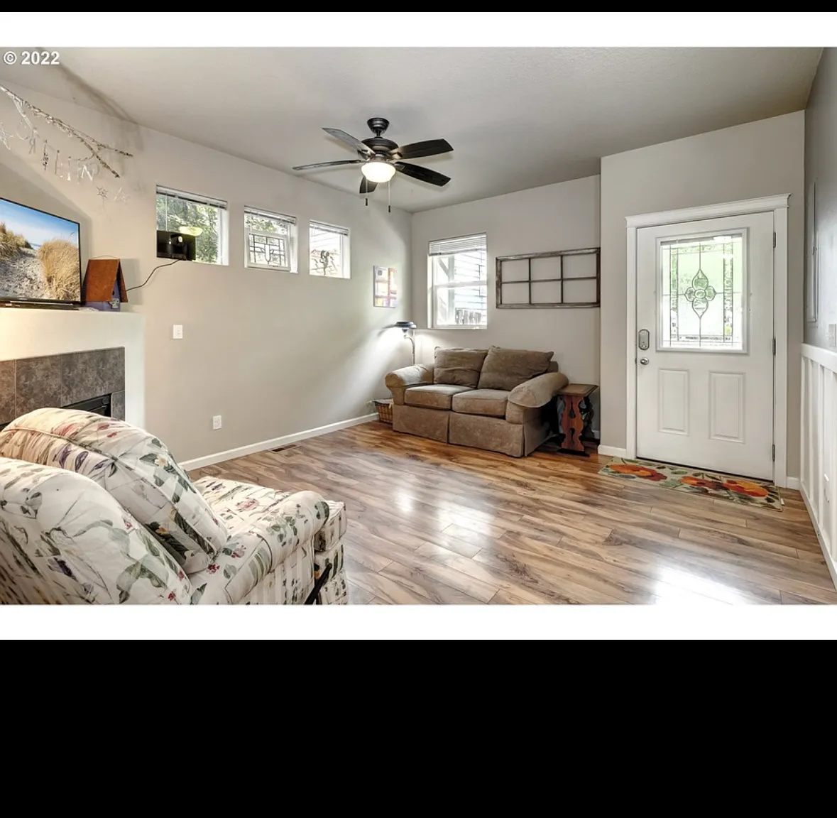 3 bed, 2.5 bath, 1512 sqft, $2,350 — Photo 3
