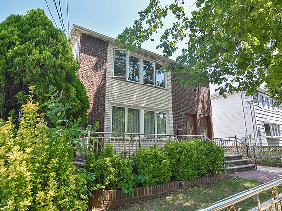 2nd image of 223 Eltingville Blvd