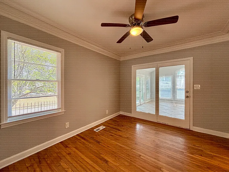 2382 Elm Dr — Photo 13