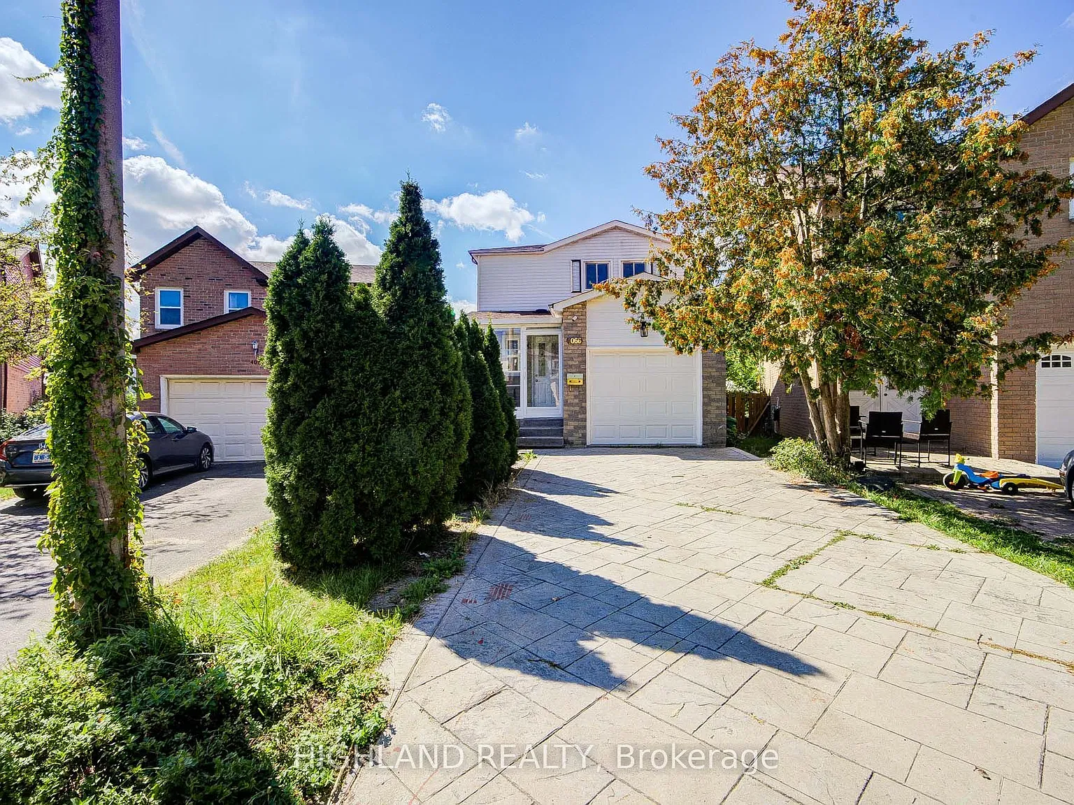 4 bed, $3,300 — Photo 2