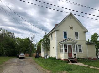 5 Heywood St, Houlton, ME 04730