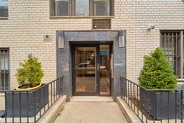 Rented by Living New York | media 23