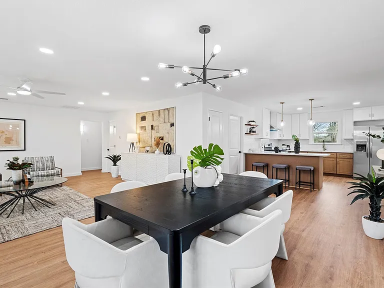5023 Redstart St — Photo 12