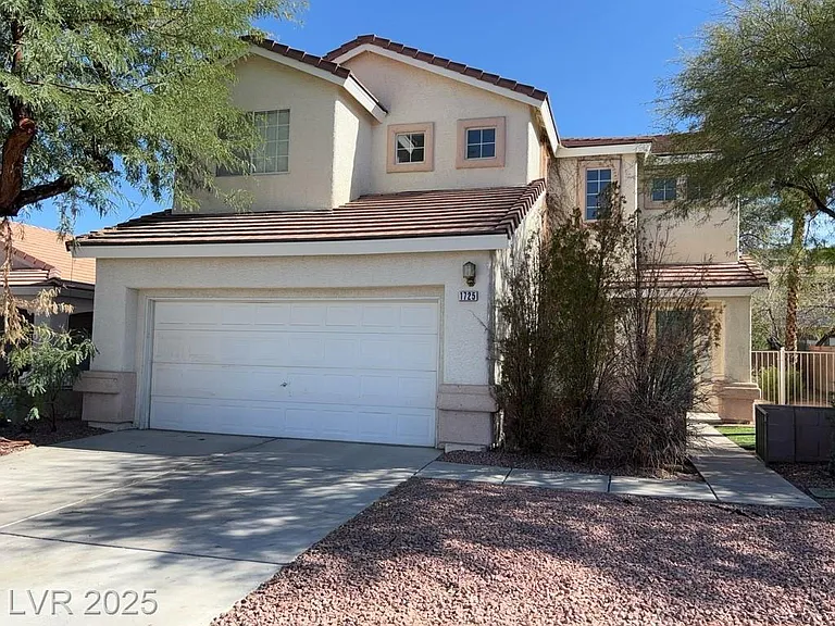 1725 Buttermilk Dr — Photo 1