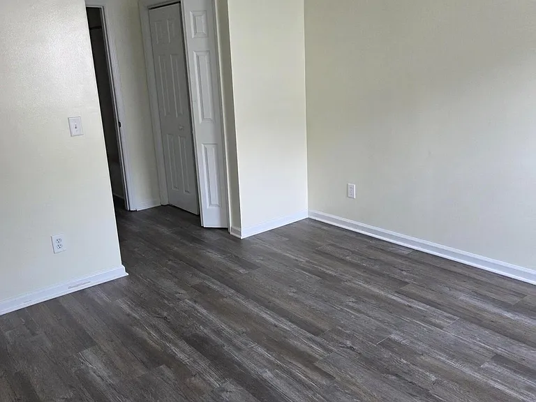 1200 Saint Charles Cir — Photo 13