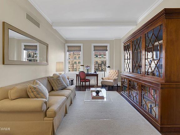 4th image of 20 W 77th St #6A