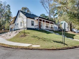 1318 Bluefield Dr SW, Atlanta, GA 30310