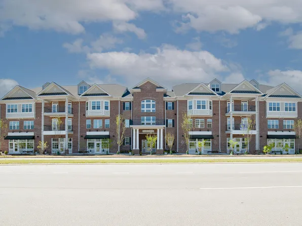 1200 Gathering Park Cir #202, Cary, NC 27519