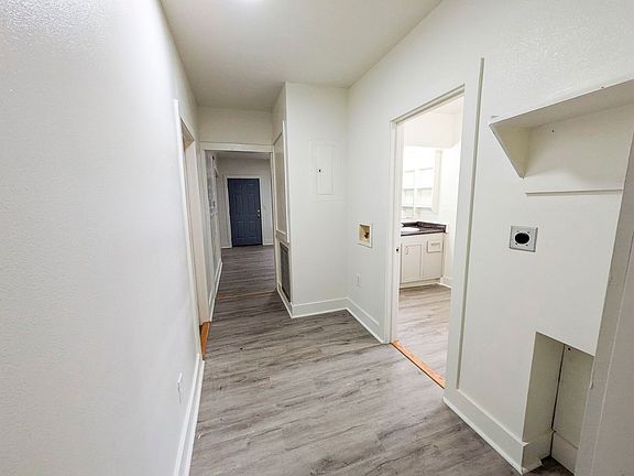 5th image of 230 Moreland St
