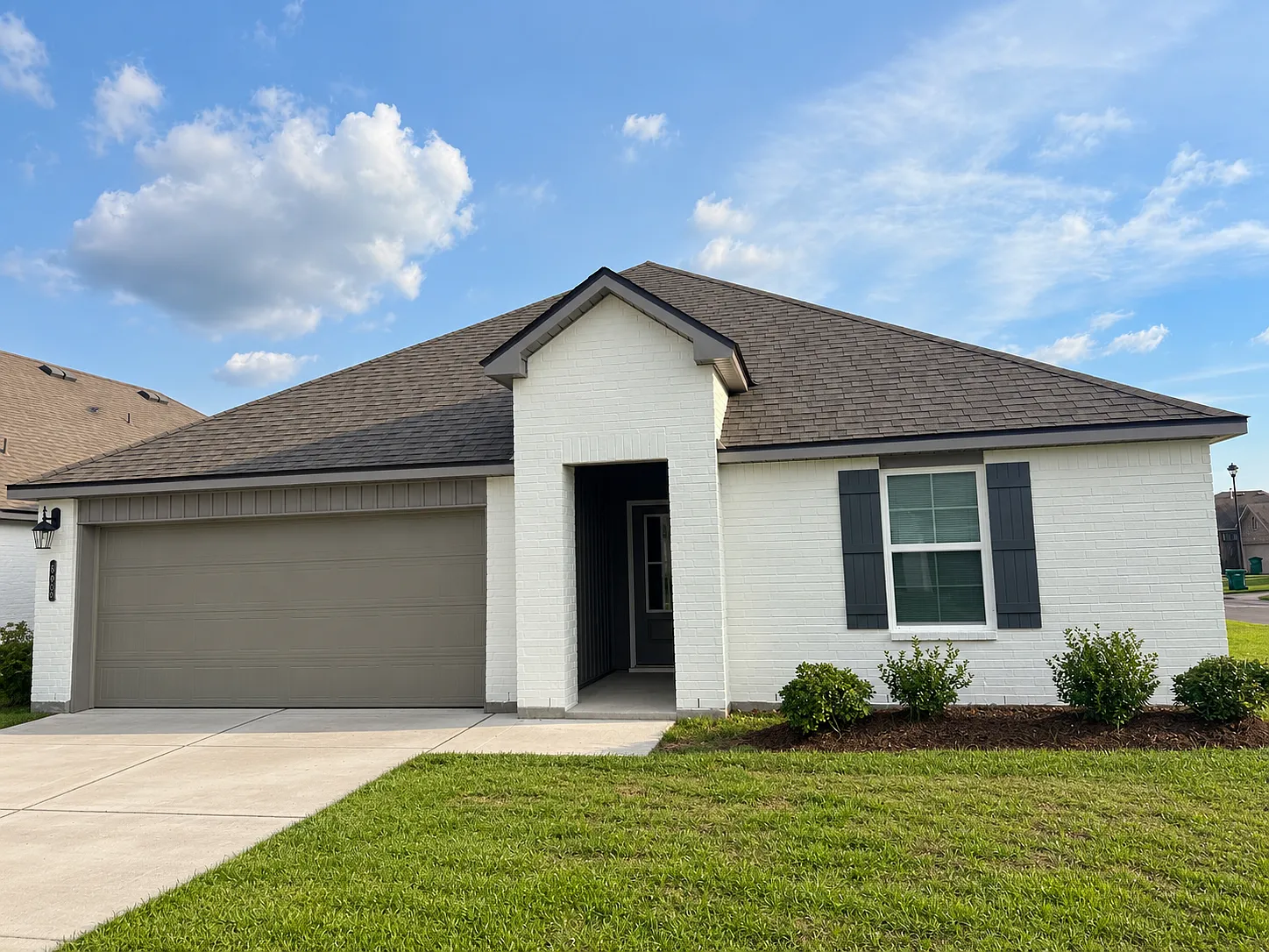 4 bed, 1836 sqft, $2,400 — Photo 1