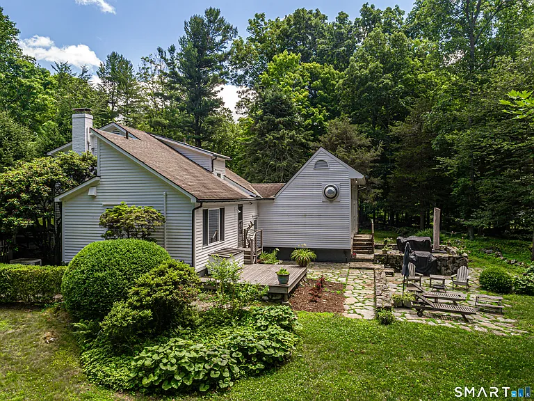 896 Westport Rd — Photo 28