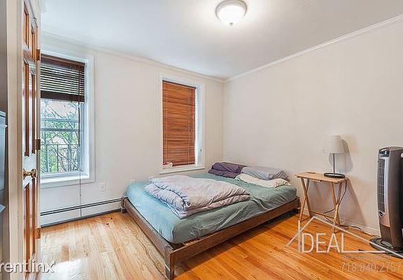 233274_3_thumb
