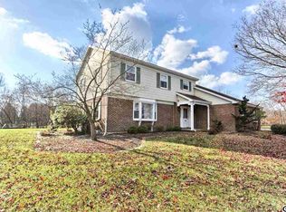 103 Thistledown Dr, Hummelstown, PA 17036
