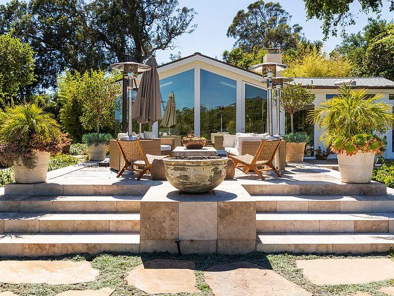830 Buena Vista Dr — Photo 35