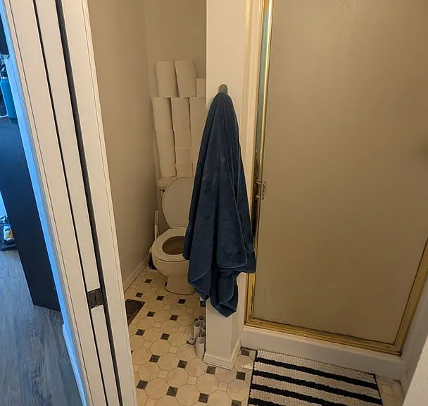 7460 Woodlawn Ave NE — Photo 11