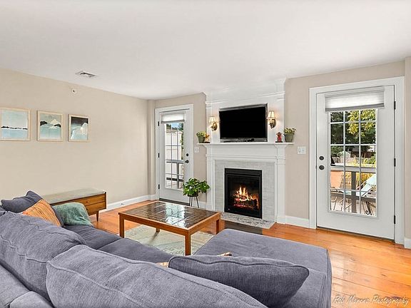 3rd image of 46-48 Purchase St #4
