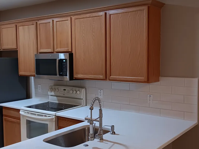 16404 Rollingbrook Dr — Photo 1
