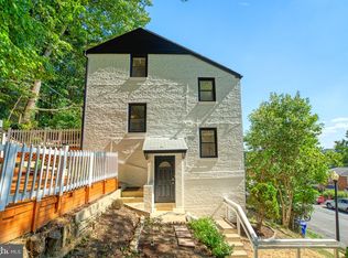3731 Kemper Rd, Arlington, VA 22206