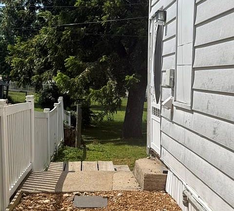 5th image of 508 S Bradley St