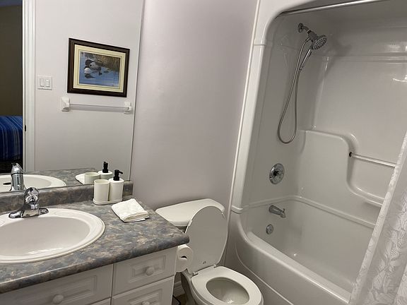 Bedroom C: $1,280 with Queen sized bed (Private bathroom)