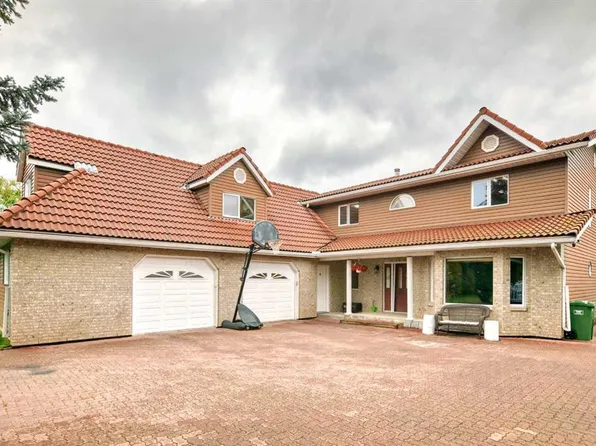 9 E Rustic Rd, Norglenwold, AB T4S 1S5