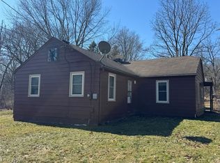 2160 Ingersoll Dr, Akron, OH