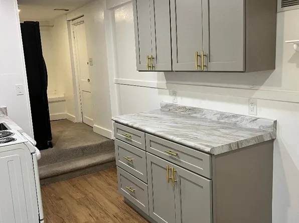 31 Chestnut St, Attleboro, MA 02703