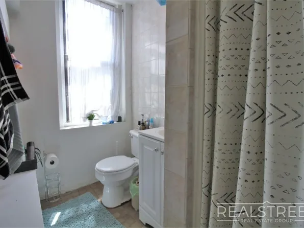 36 South 4th Street image 13 of 16