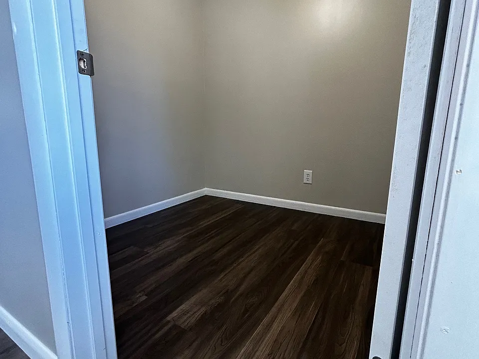Great extra space for whatever! 9x9 off the living room!