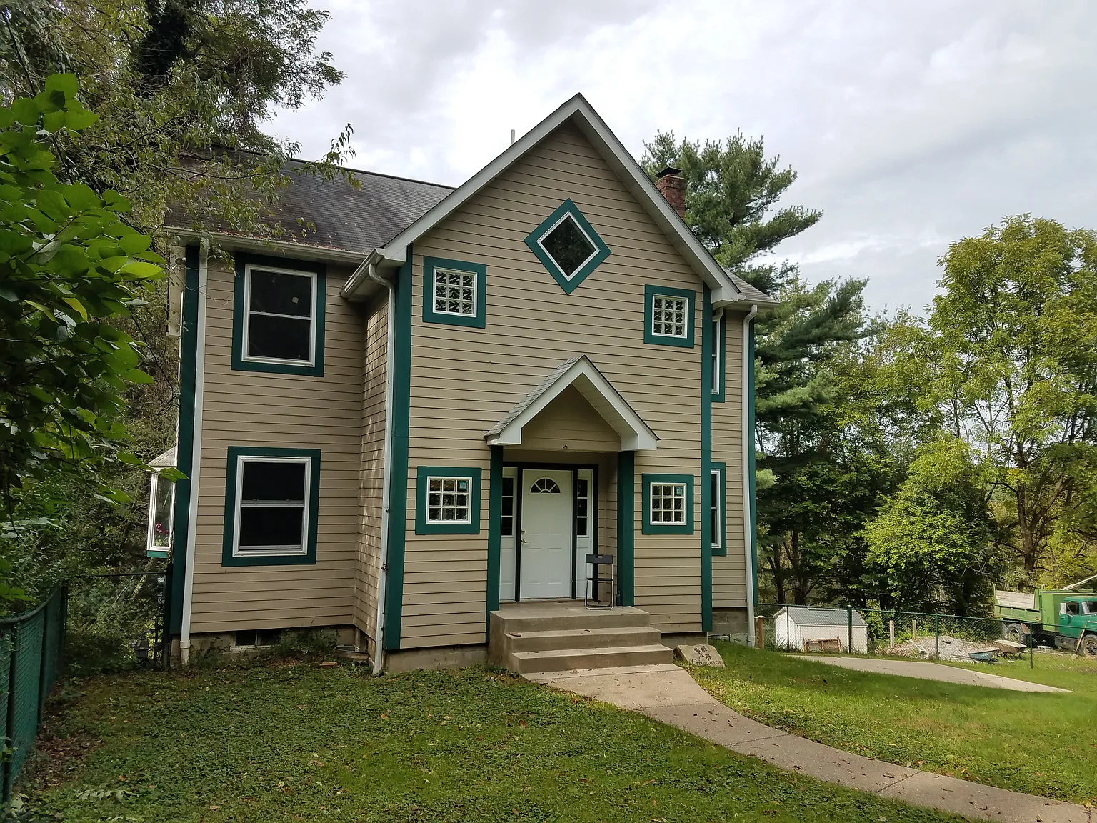 117 Richards Dr photo 1