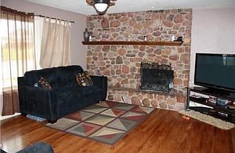 2nd image of 305 E 1st St