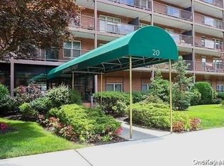 20 Wendell St APT 7F, Hempstead, NY 11550