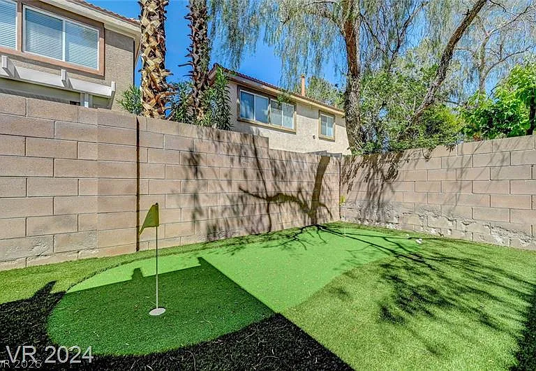 10914 Esta Ponia Ct — Photo 40